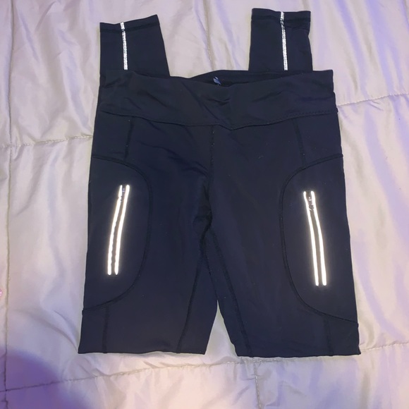 Lululemon leggings - Picture 2 of 6